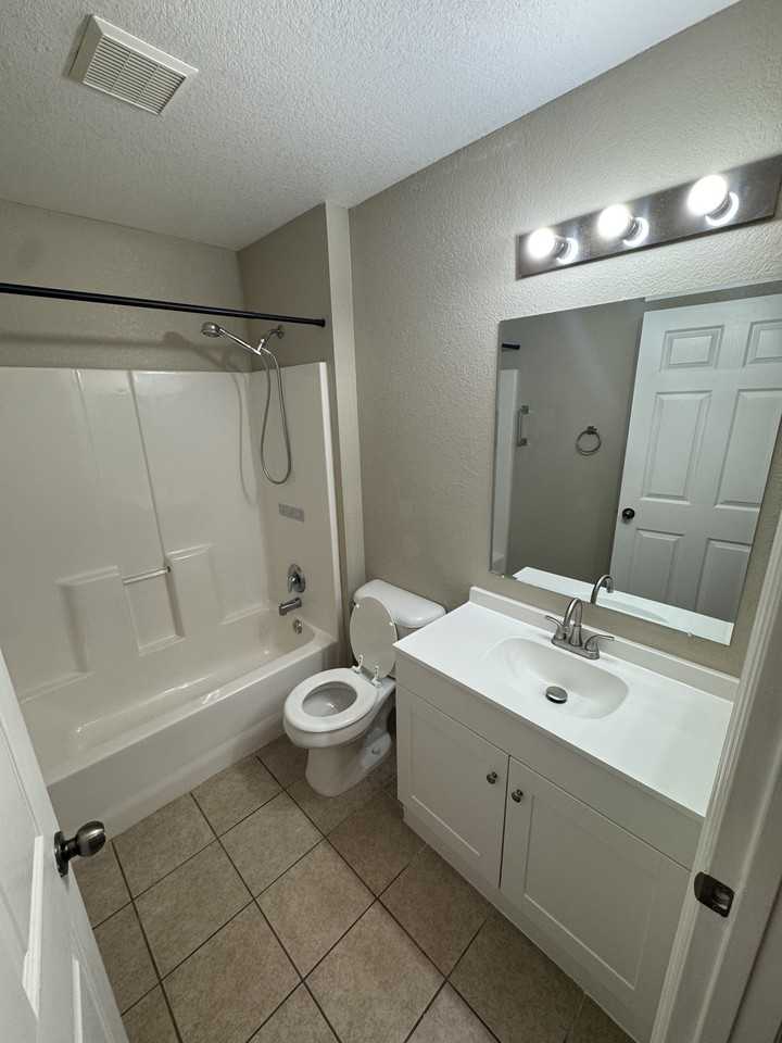 1510 Yakutat Road - Photo 6 of 17