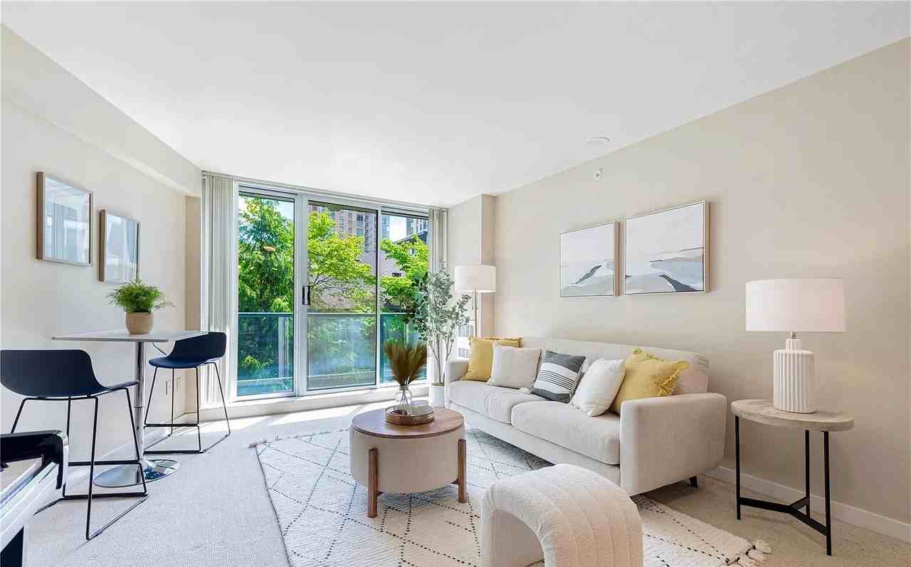 1100 106th Avenue Northeast #304