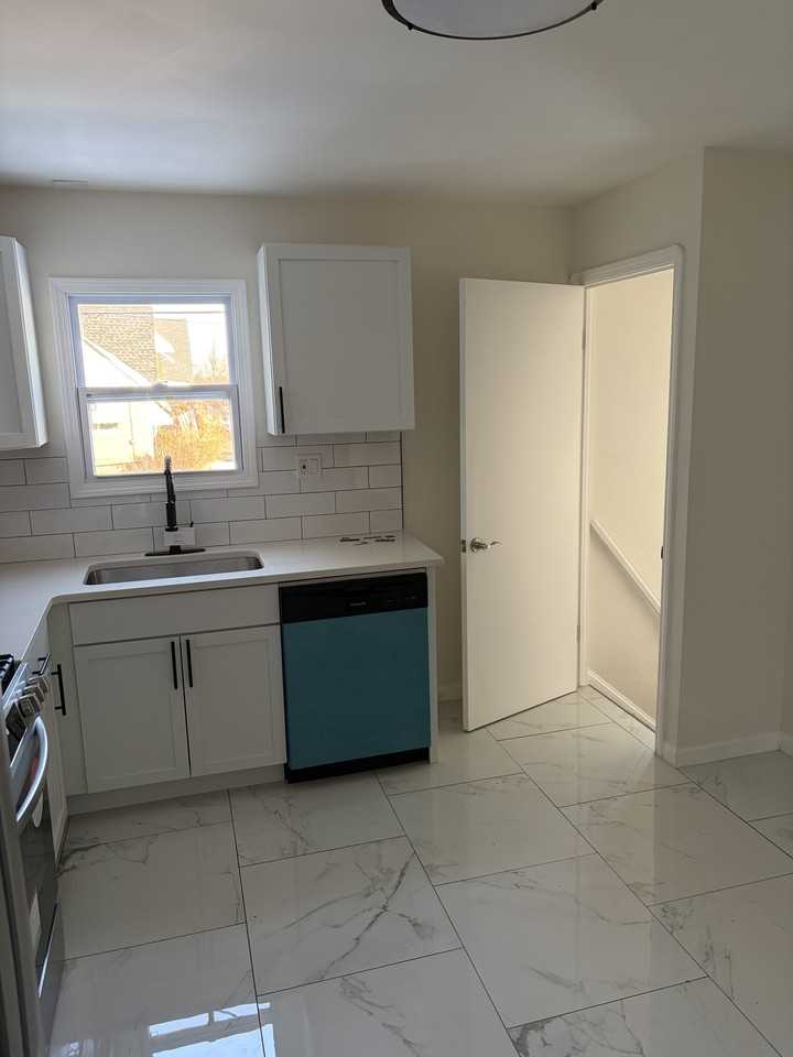 4417 West 51st Street - Photo 7 of 15