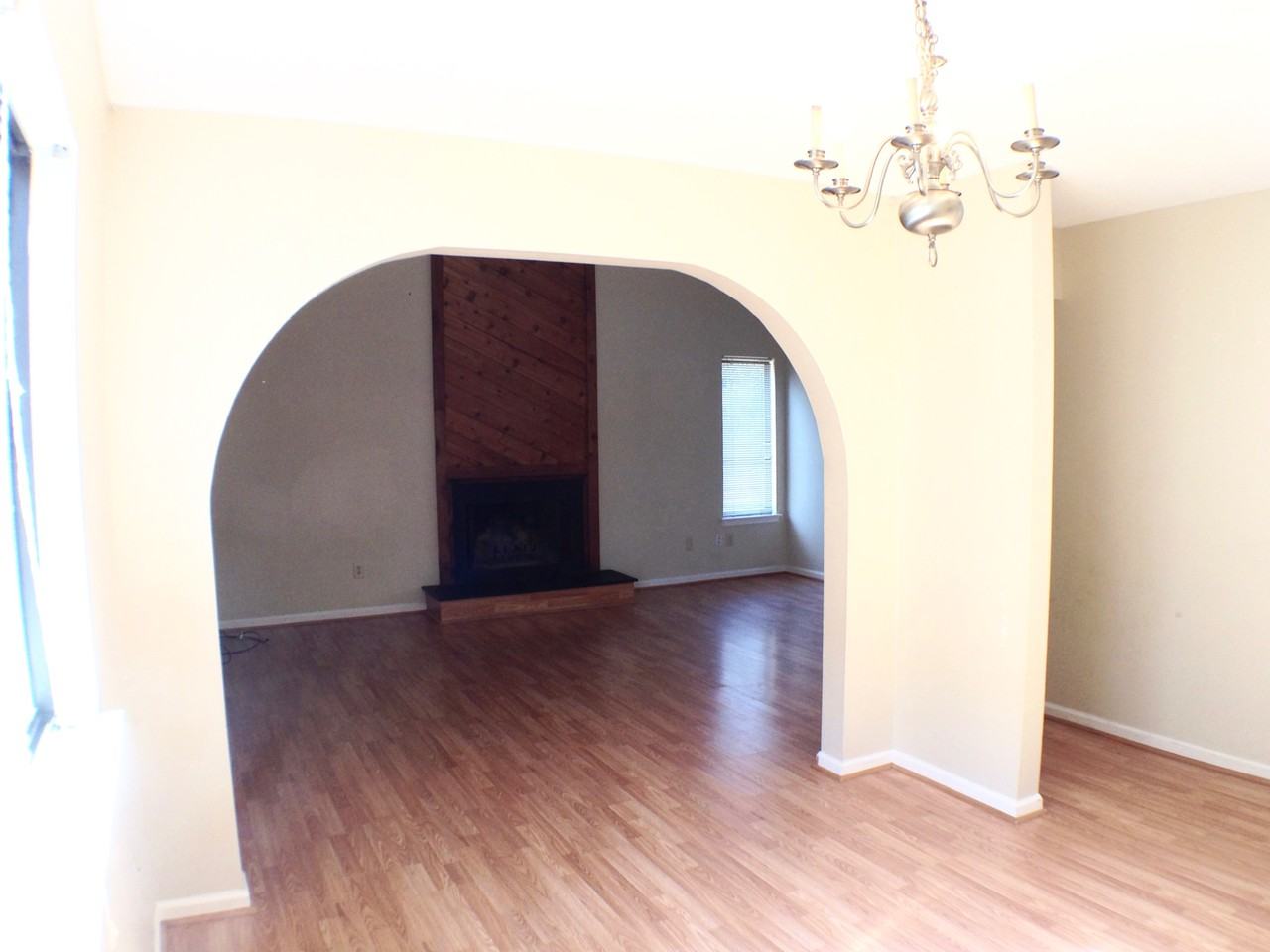 5436 Chatham Lake Drive - Photo 7 of 30