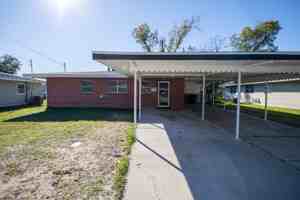 featured image of 1404 Meadow Drive