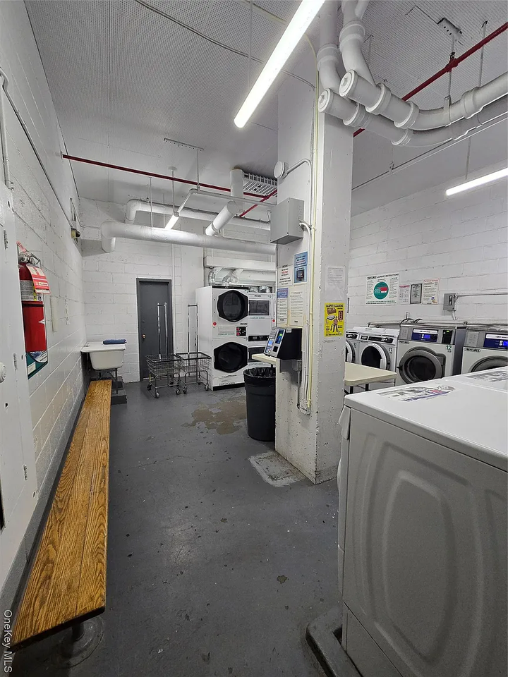 3412 113Th St - Photo 5 of 5