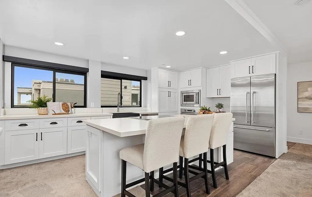 7550 Eads Ave - Photo 7 of 23