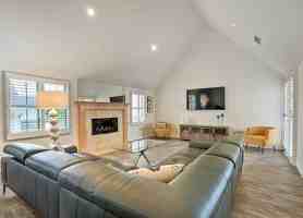 featured image of 7635 Draper Avenue