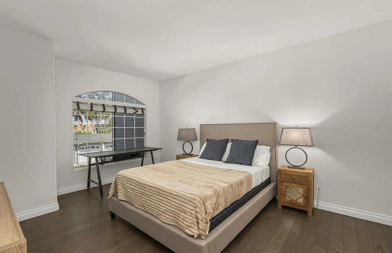 8595 Via Mallorca - Photo 2 of 21