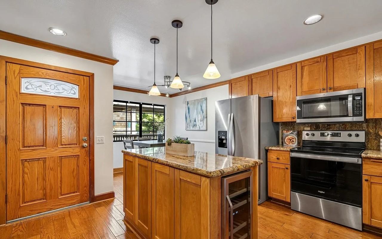 8850 Villa La Jolla Dr - Photo 7 of 30