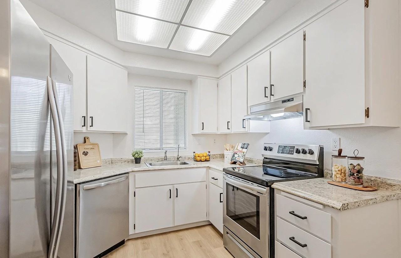 256 Shadow Run Dr - Photo 3 of 29