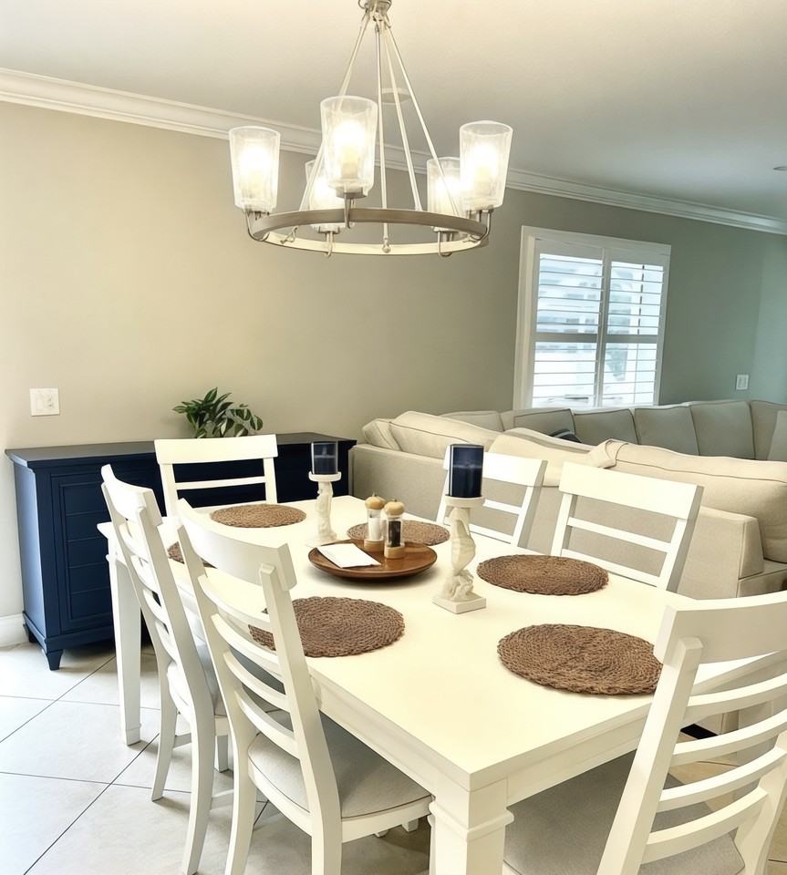 943 Mendoza Boulevard - Photo 7 of 36