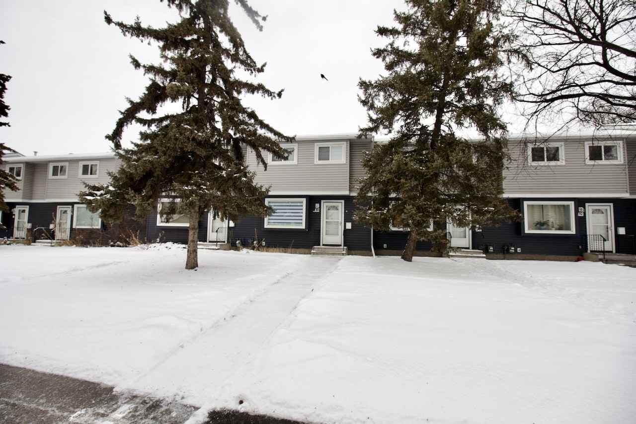 412 Hermitage Rd Nw - Photo 3 of 19