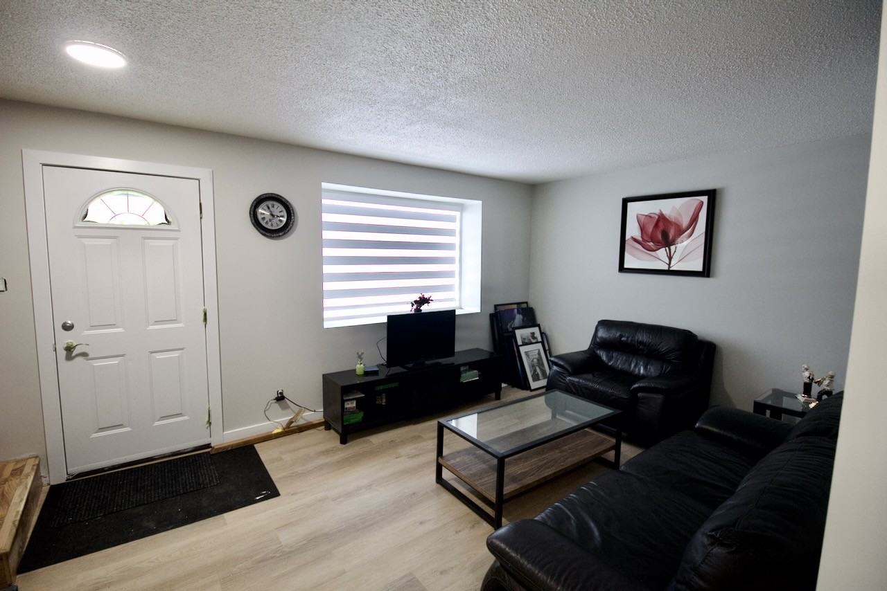 412 Hermitage Rd Nw - Photo 5 of 19