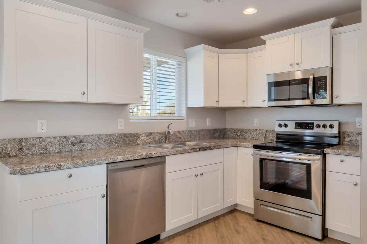 24604 East Bartlett Road - Photo 7 of 15