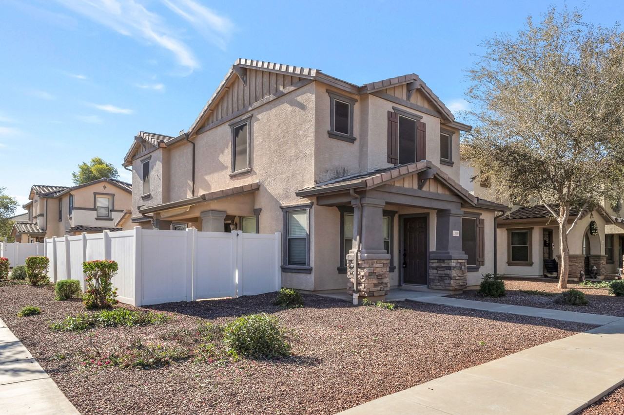 1300 South Loback Lane - Photo 2 of 17