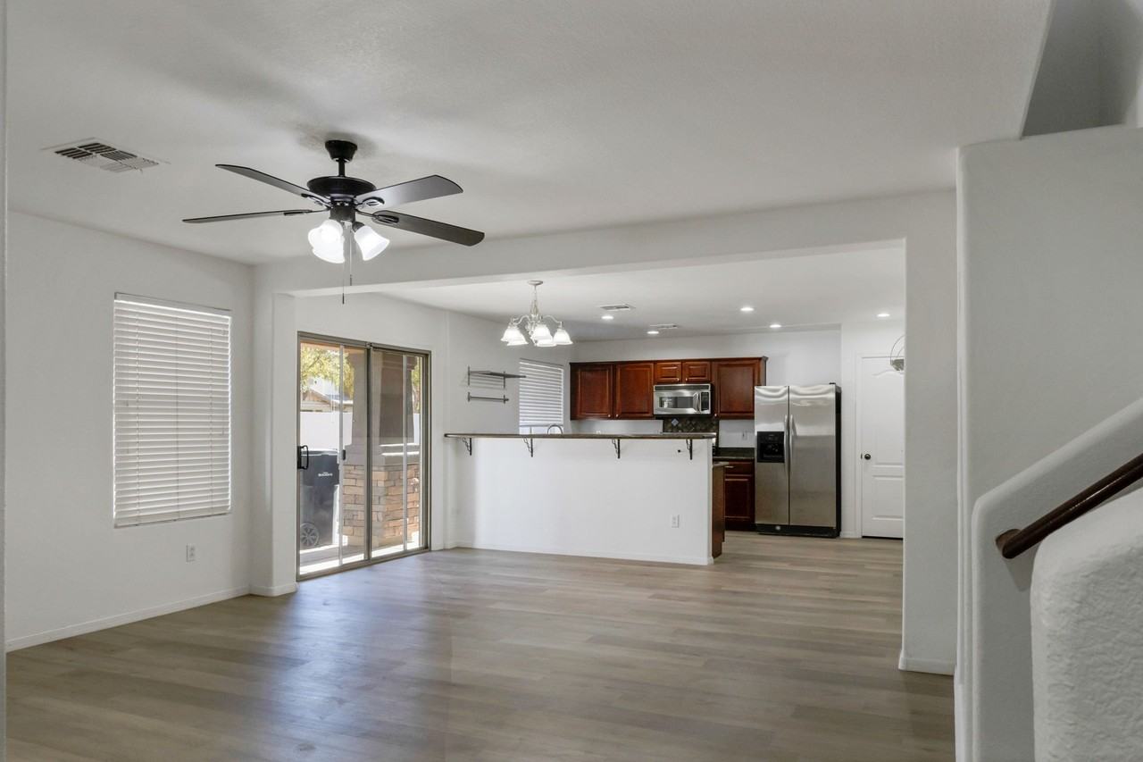 1300 South Loback Lane - Photo 5 of 17