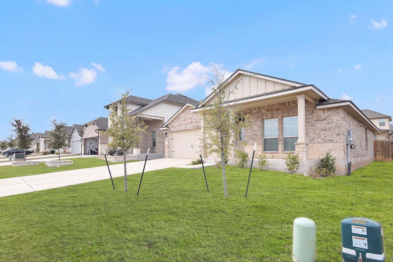 6155 Lavaca Drive - Photo 3 of 20