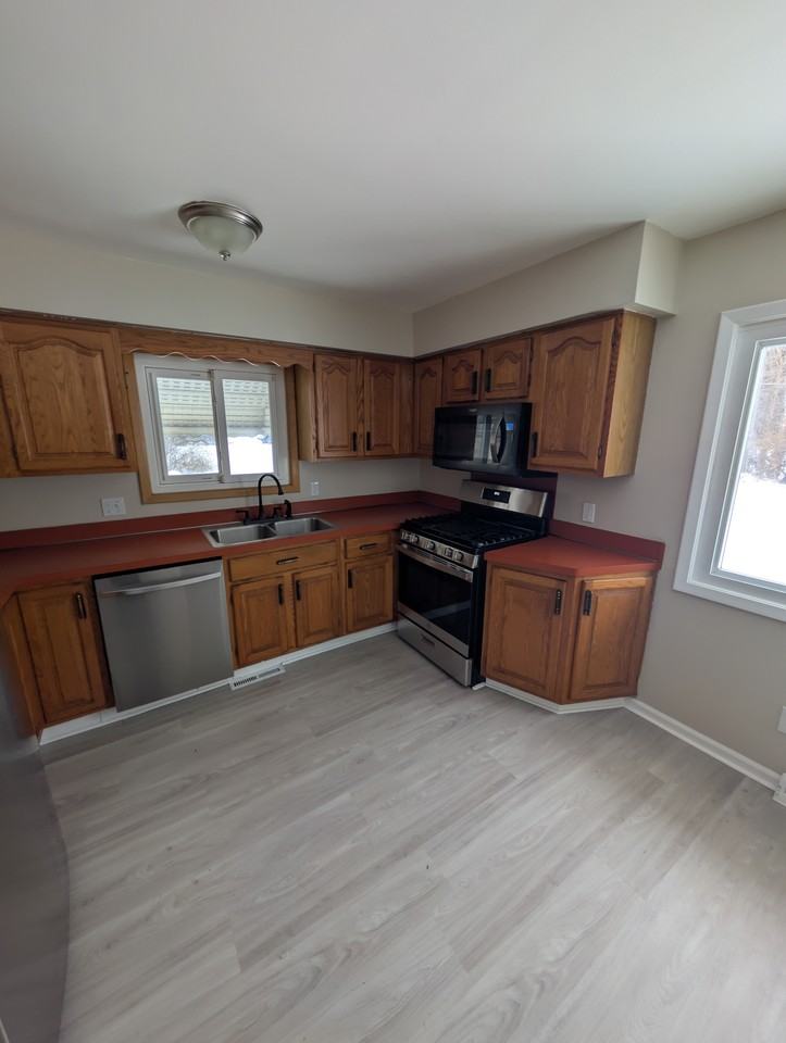 12517 Park Knoll Drive - Photo 3 of 13