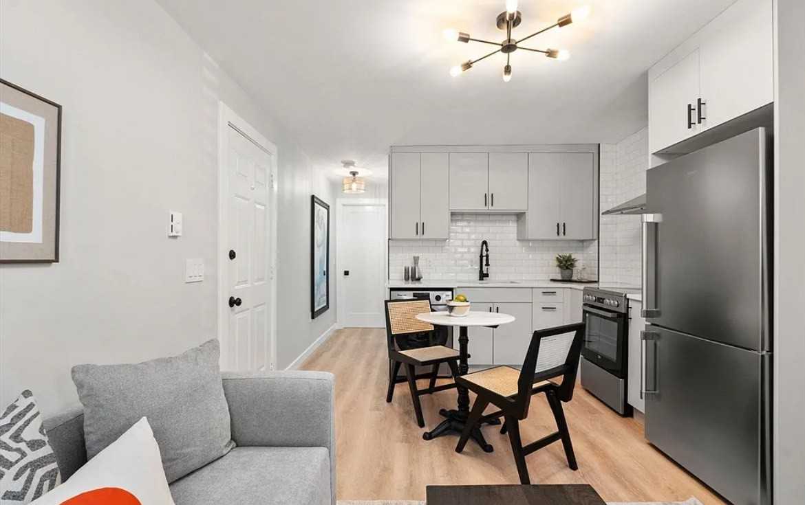 758 E 6Th St - Photo 5 of 10