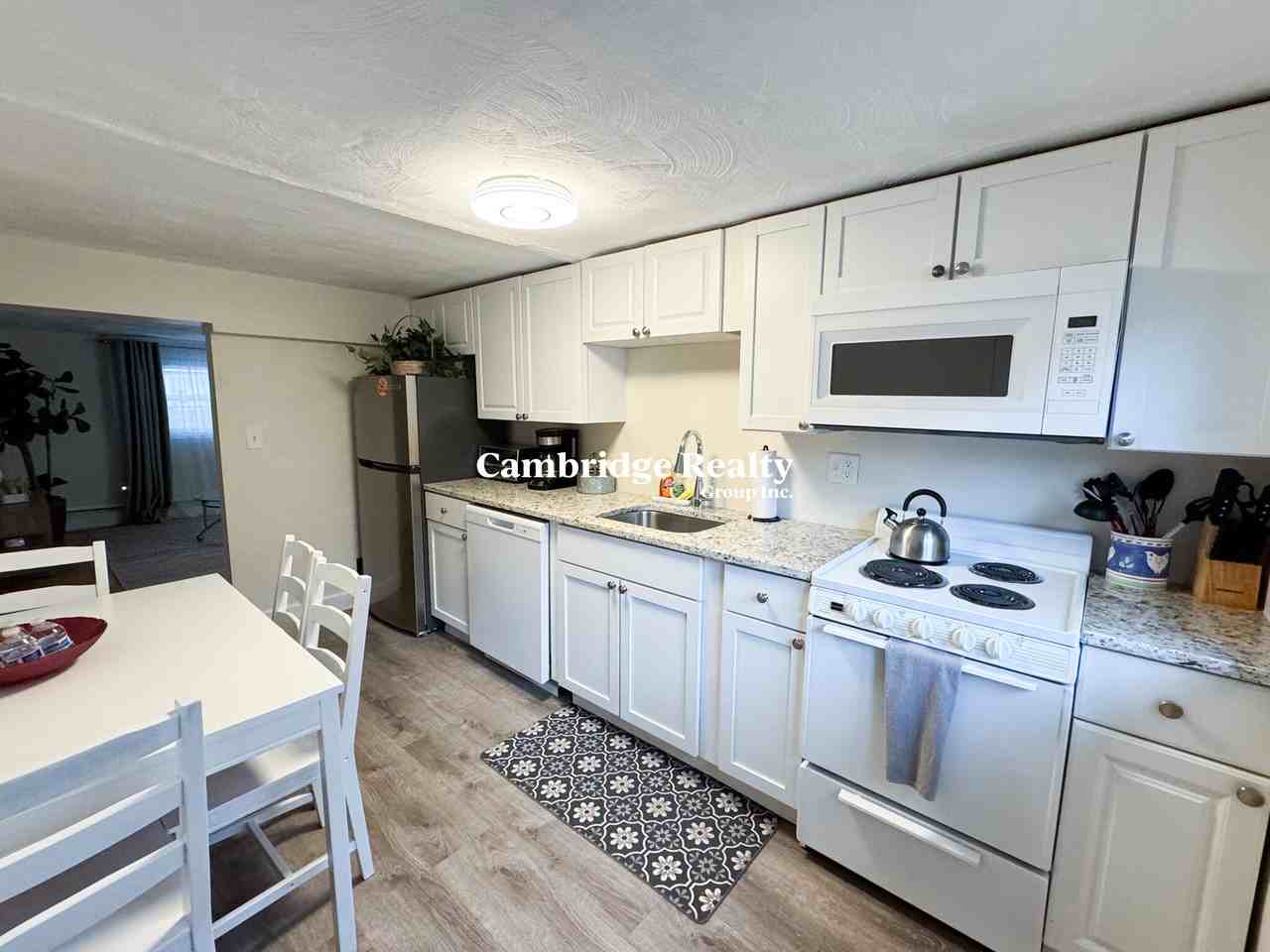 79 Chestnut Street #2T - Photo 3 of 11