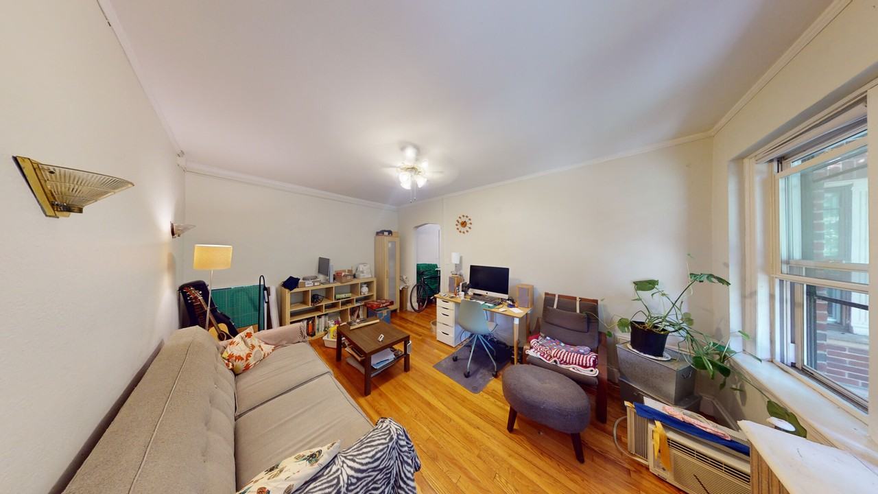 89 Strathmore Rd #26 - Photo 4 of 13