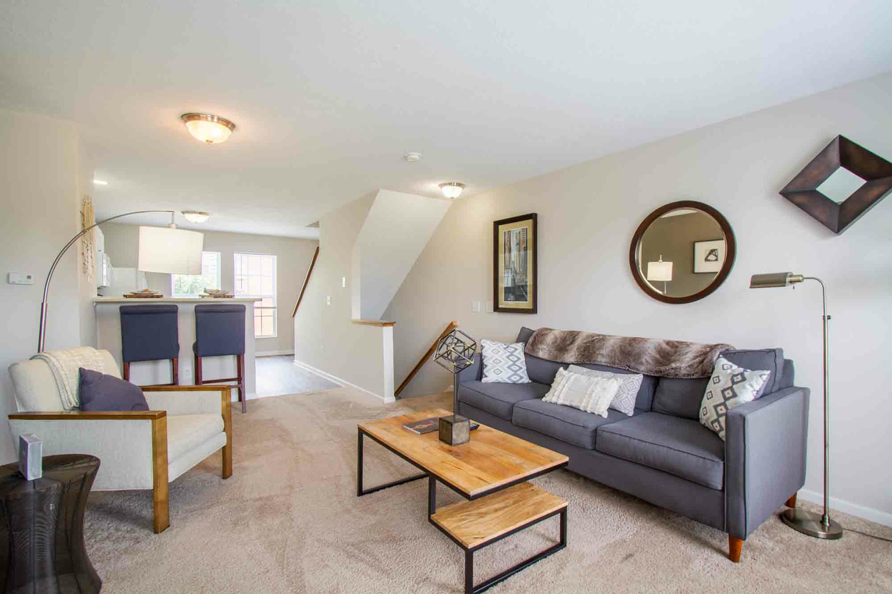 Hamburg Farms - Photo 6 of 29