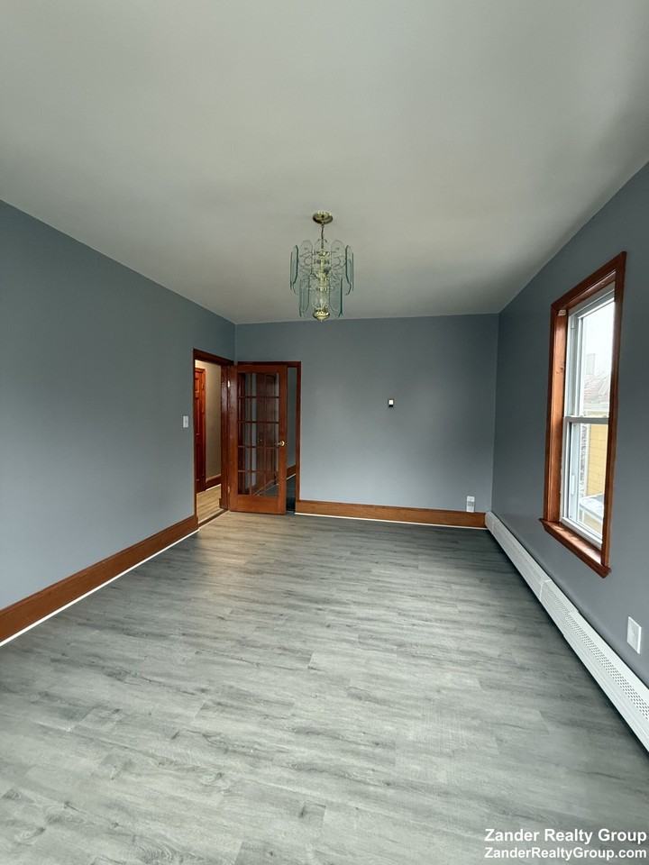 2A Marshfield St #2 - Photo 6 of 15