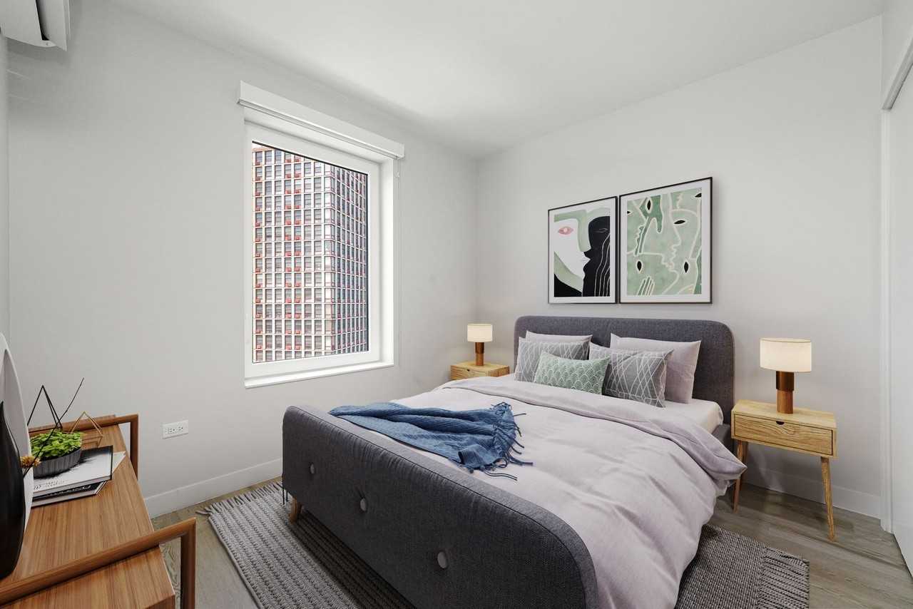 648 North May Street #814 - Photo 4 of 15