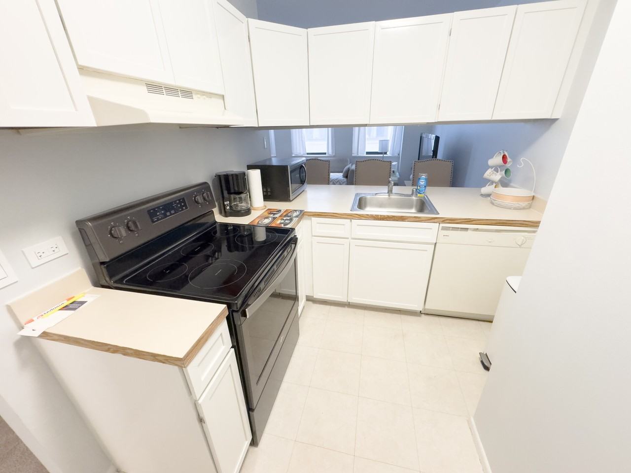 780 S Federal St #605 - Photo 2 of 11