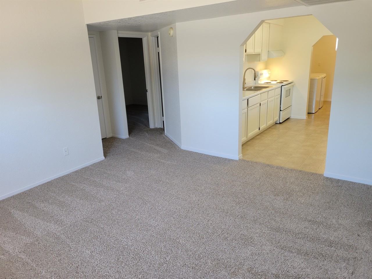 62 East Atlantic Avenue #XX - Photo 5 of 20