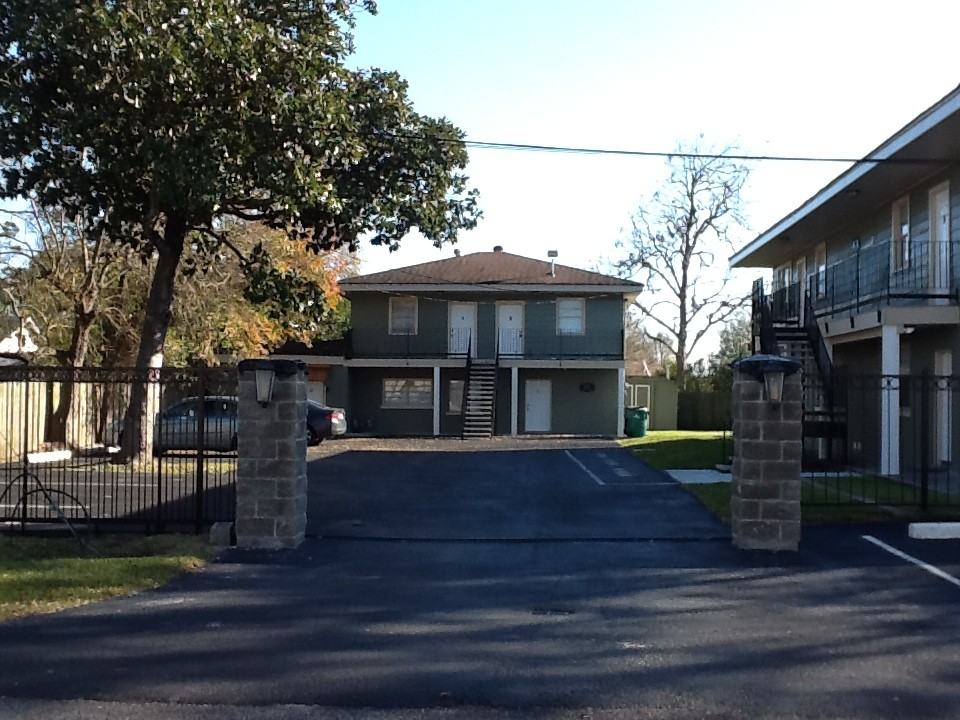 2108 Willow Street #B - Photo 4 of 4