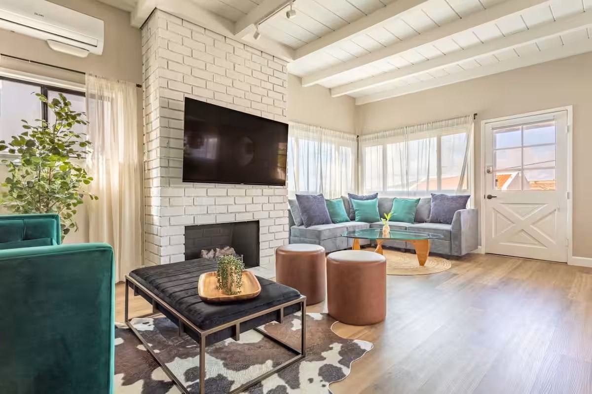 326 Rosecrans Avenue #326 - Photo 2 of 27