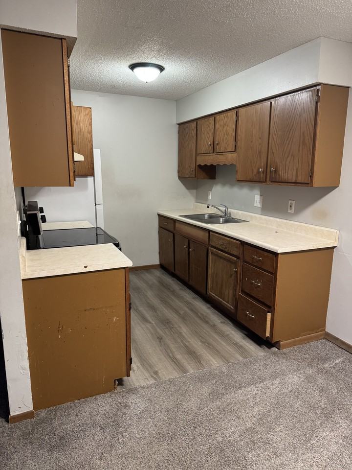 2875 South Taylor Avenue #3 - Photo 2 of 9