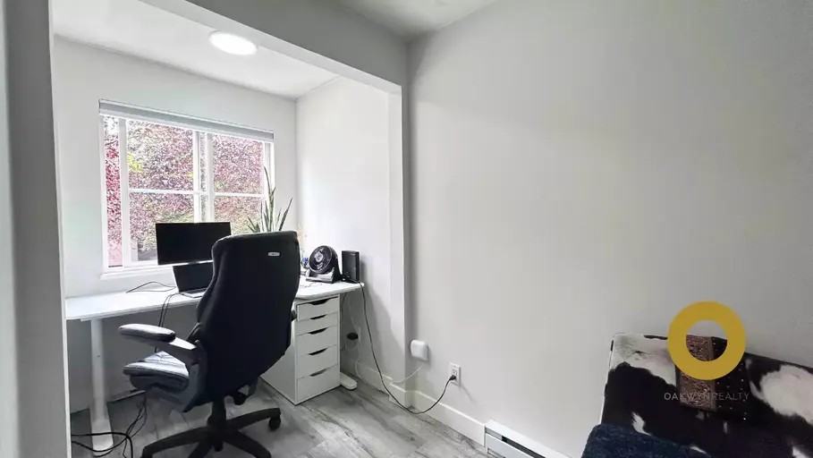 3278 Heather St #2ndF - Photo 5 of 10