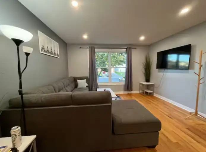 1210 Huntington Circle - Photo 2 of 9