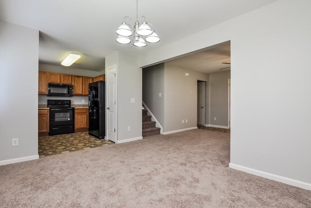 3408 Fatima Court - Photo 4 of 15