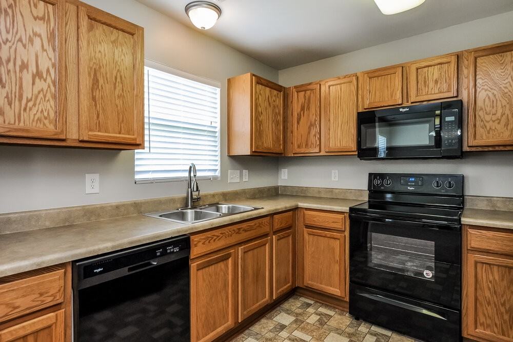 3408 Fatima Court - Photo 6 of 15