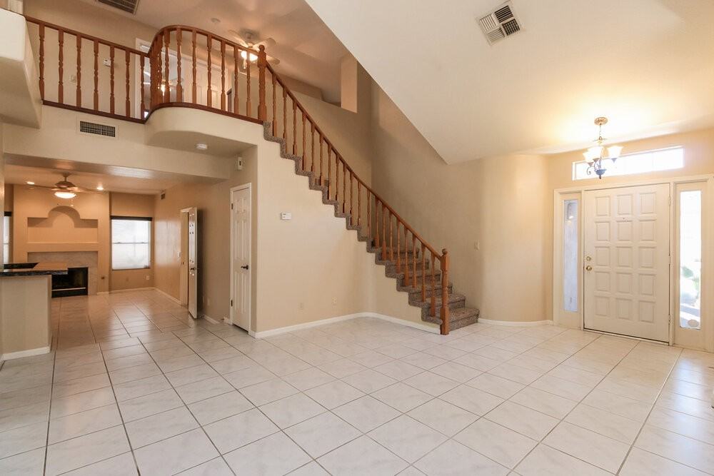 16420 S 38th St - Photo 2 of 18