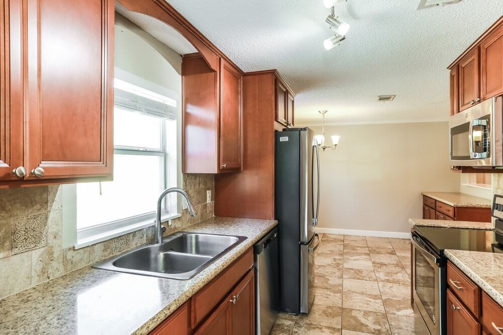 7527 Springer Place - Photo 7 of 16