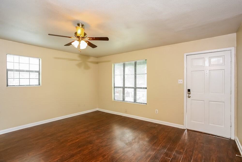 913 Joe Bailey Street - Photo 6 of 17