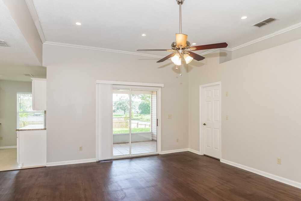 2077 West Willesdon Drive - Photo 4 of 15