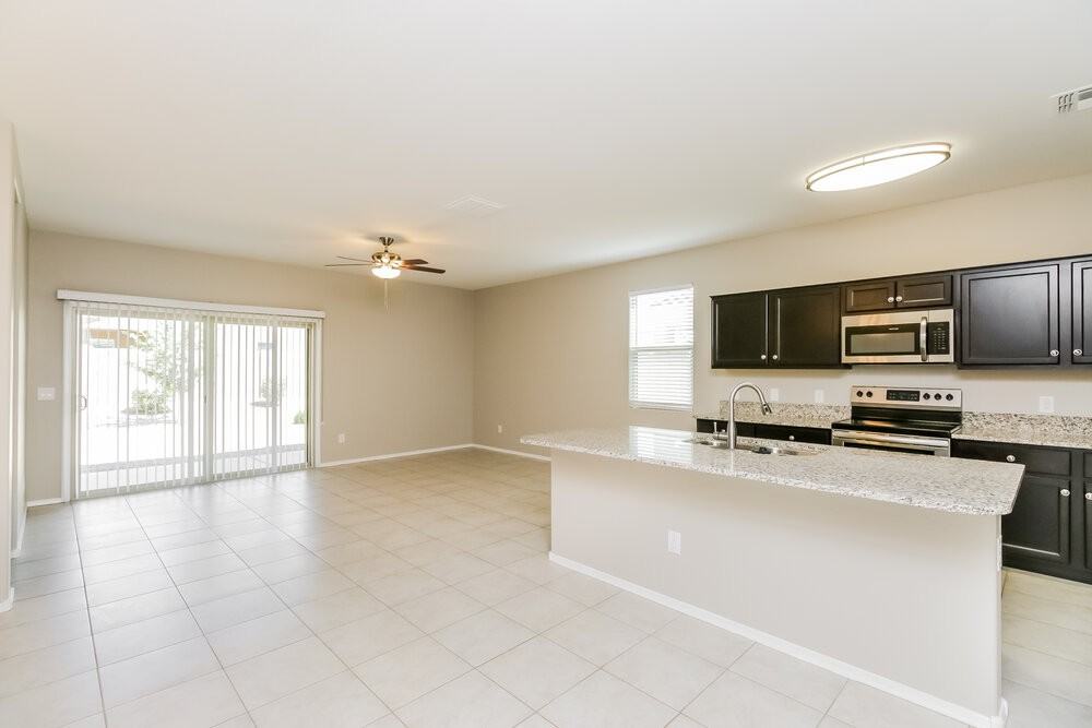 4976 East Smoky Quartz Road - Photo 3 of 16