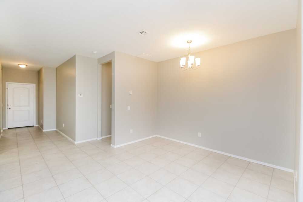 4976 East Smoky Quartz Road - Photo 5 of 16