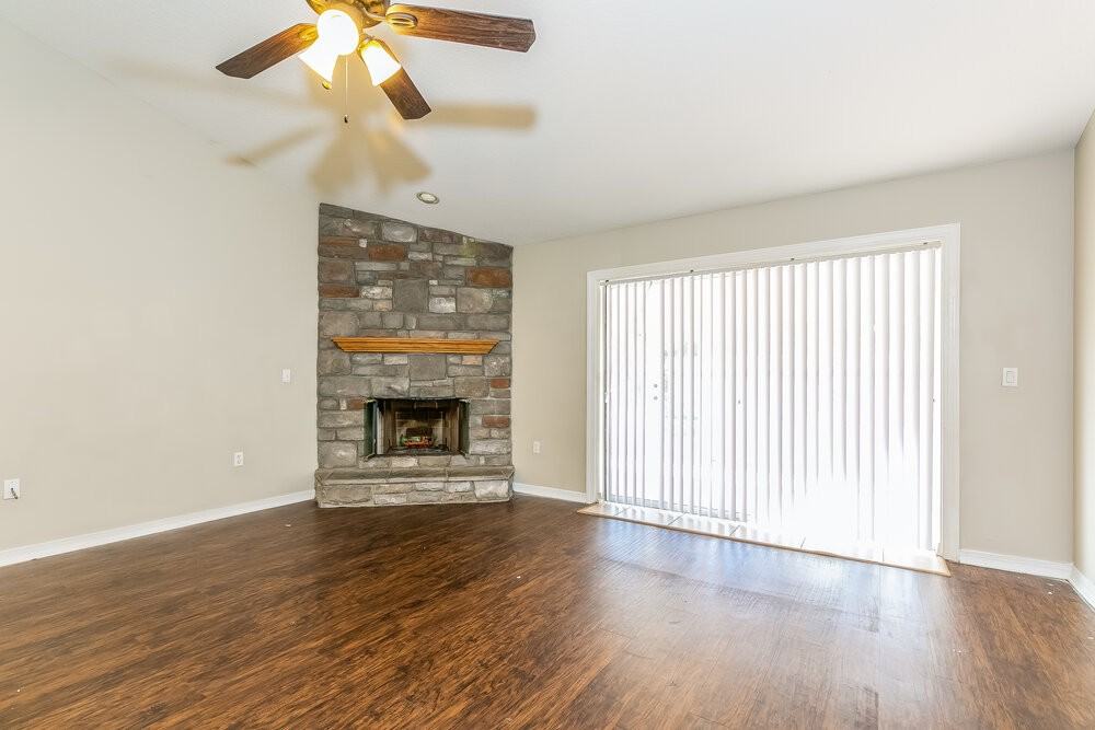 4209 Prairie Iris Court - Photo 6 of 16