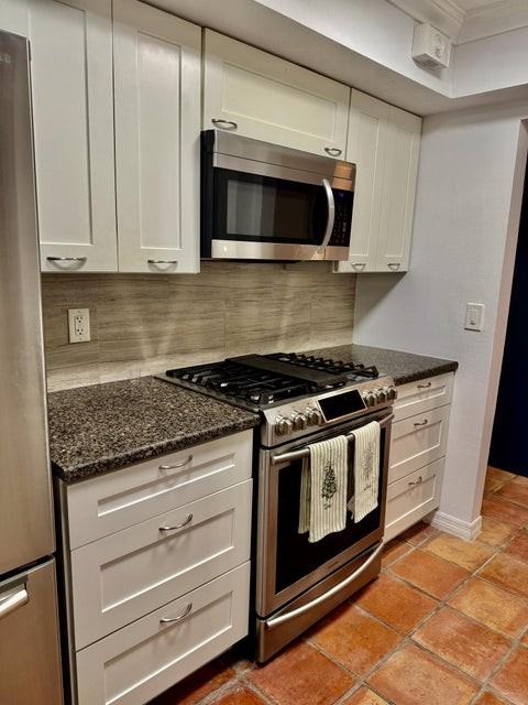 1527 South Flagler Drive