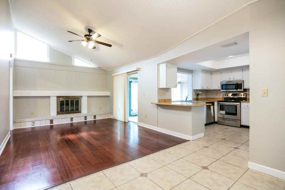 1314 Se 16th St - Photo 5 of 14