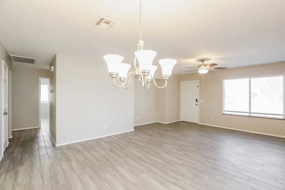 9243 East Carmel Avenue - Photo 6 of 16