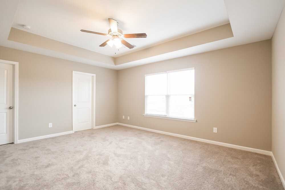 619 Fieldcrest Drive - Photo 6 of 14