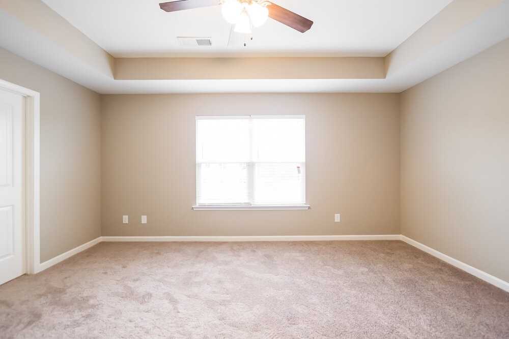 619 Fieldcrest Drive - Photo 7 of 14