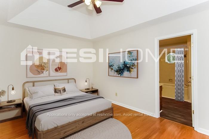 126 Amberwood Drive - Photo 5 of 16