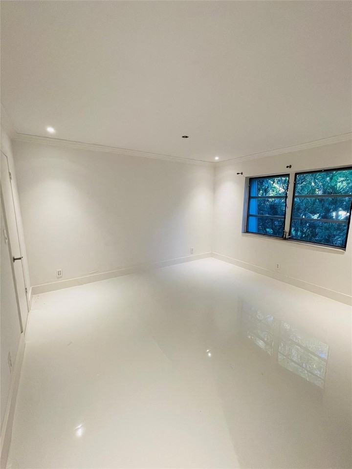 Oakland Shores Drive - Photo 2 of 4