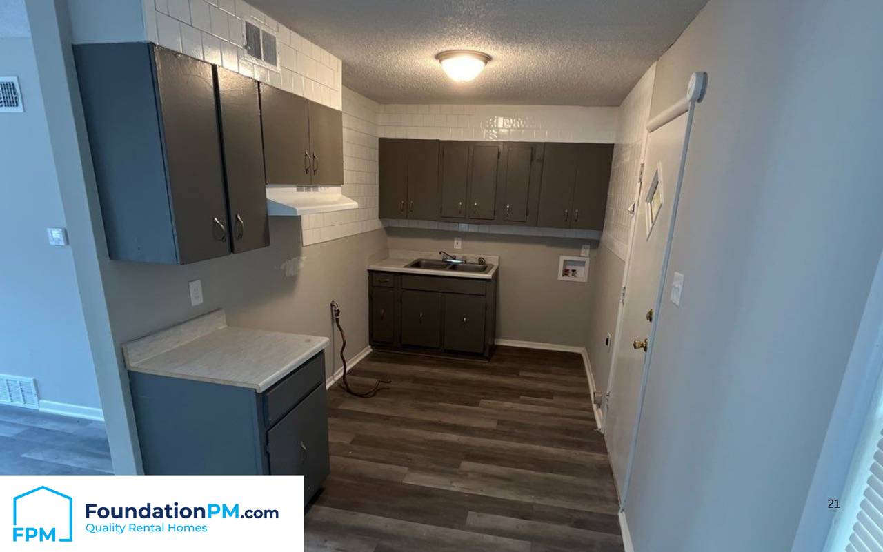 389 West Mitchell Road #1 - Photo 3 of 9