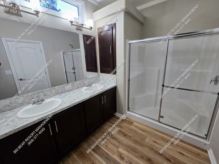 305 Sherwood Boulevard - Photo 6 of 13